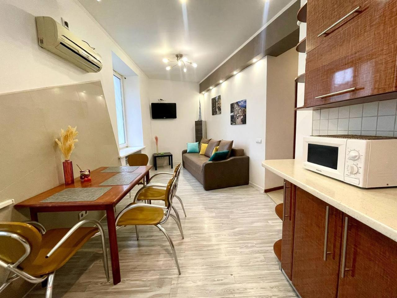 Площадь Павловская Kharkiv Exterior photo